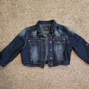 Cropped denim jacket